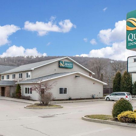 Quality Inn & Suites Titusville Экстерьер фото